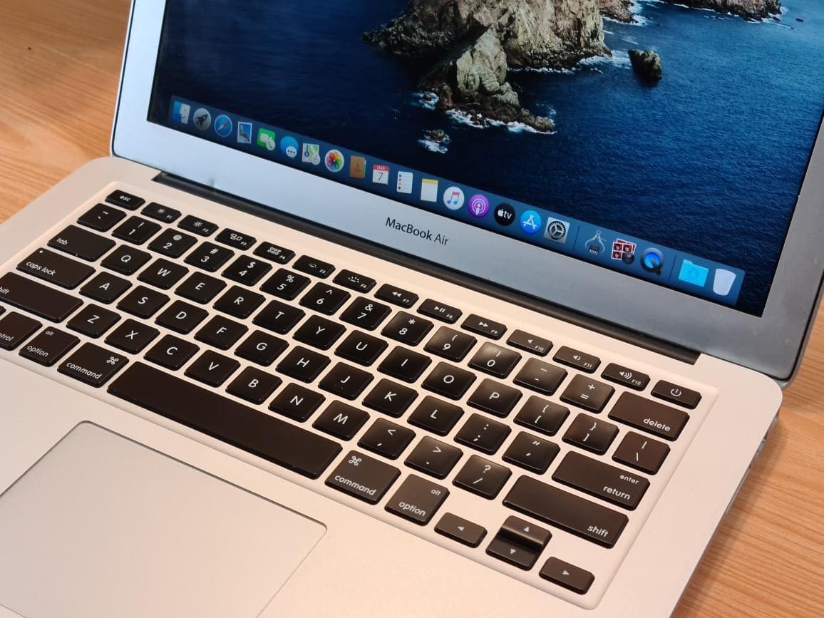 MacBook Air 13 inch 2017 - Used